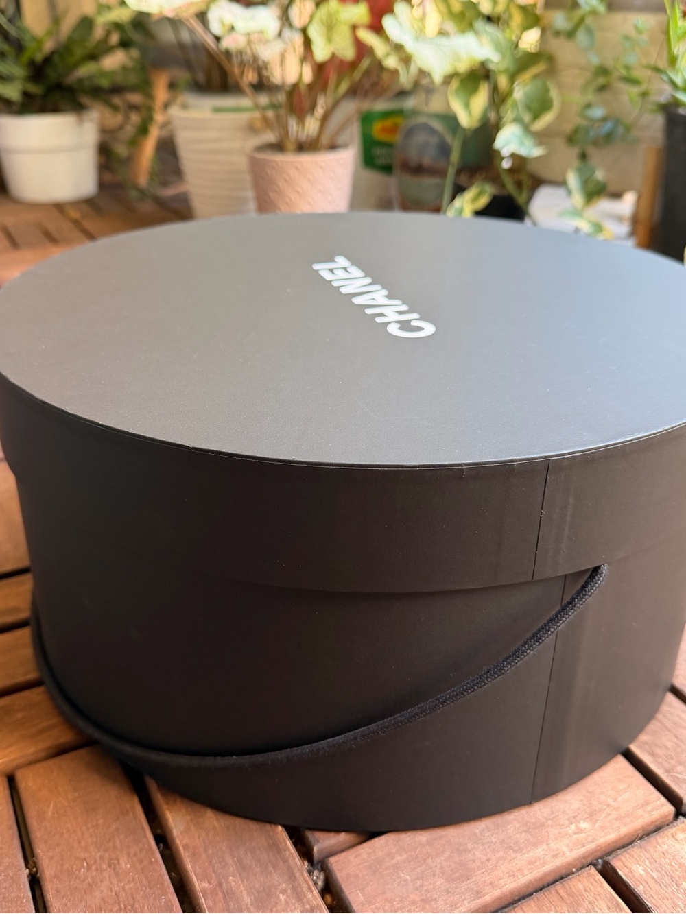 CHANEL Black Round Hat Box with Logo MEDIUM